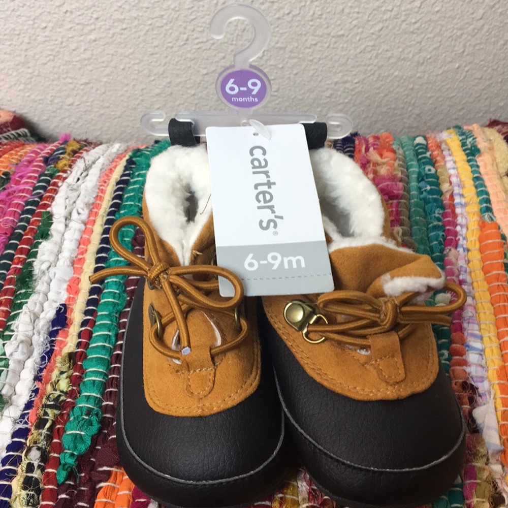 CARTER’S HIKING BOOT NWT SIZE 6-9M - Picture 6 of 7